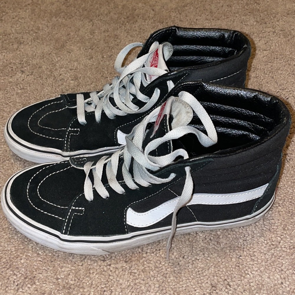 Woman’s Vans, SK8-HI - Picture 3 of 4